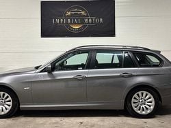 Grå Begagnad 2010 BMW 318 Comfort Edition Kombi | 72 500 kr (Marknadspris)