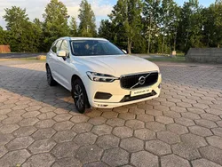 Vit Begagnad 2020 Volvo XC60 Momentum SUV | 277 900 kr (Bra pris)