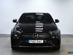 Grå Begagnad 2021 Mercedes E300 AMG Sedan | 524 900 kr (Dyr)