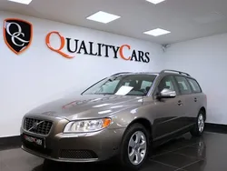 Grå Begagnad 2008 Volvo V70 Kinetic Kombi | 79 000 kr (Marknadspris)