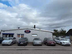Mörkröd Begagnad 2019 VW Golf VII Kombi | 122 000 kr (Marknadspris)