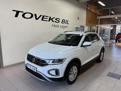 Vit (pure white) Begagnad 2023 VW T-Roc Life SUV | 264 900 kr (Marknadspris)