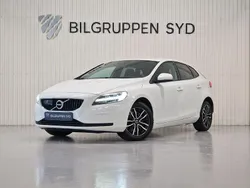 Vit Begagnad 2016 Volvo V40 Momentum Kombi | 144 900 kr (Marknadspris)