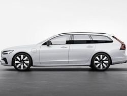 Vit Begagnad 2025 Volvo V90 Plus Kombi | 579 500 kr (Dyr)