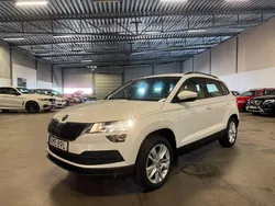 Vit Begagnad 2019 Skoda Karoq Ambition SUV | 209 900 kr (Marknadspris)