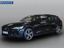 Svart Begagnad 2022 Volvo V60 R-Design Kombi | 359 900 kr (Marknadspris)