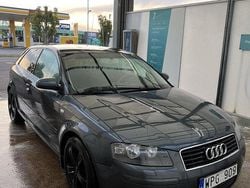 Grå Begagnad 2005 Audi A3 Attraction Halvkombi | 29 000 kr (Marknadspris)