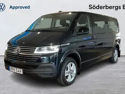Svart Begagnad 2021 VW Multivan Van | 589 900 kr (Marknadspris)