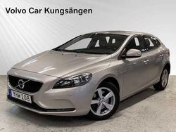 Brun Begagnad 2016 Volvo V40 Business Edition Halvkombi | 159 800 kr (Marknadspris)