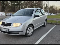 Silver Begagnad 2002 Skoda Fabia Halvkombi | 20 000 kr (Bra pris)