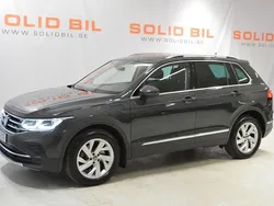Grå Begagnad 2022 VW Tiguan Elegance SUV | 294 800 kr (Superpris)