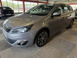 Grå Begagnad 2017 Peugeot 308 Allure Kombi | 113 900 kr (Bra pris)