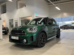Grön Begagnad 2021 Mini Cooper Countryman SUV | 298 800 kr (Marknadspris)