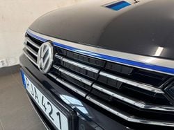 Svart Begagnad 2017 VW Passat GTE Kombi | 159 000 kr (Marknadspris)