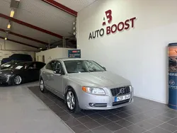 Ljusgrå Begagnad 2010 Volvo S80 Summum Sedan | 74 900 kr (Marknadspris)