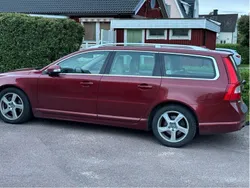 Röd Begagnad 2011 Volvo V70 Summum Kombi | 72 000 kr (Bra pris)