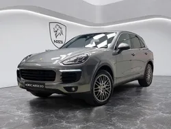 Mörkgrå (grå) Begagnad 2016 Porsche Cayenne S SUV | 299 900 kr (Bra pris)