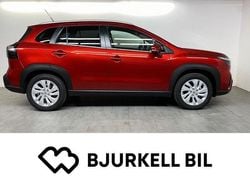 Röd Ny 2025 Suzuki SX4 S-Cross SUV | 331 800 kr (Marknadspris)