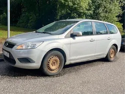 Grå Begagnad 2010 Ford Focus Trend Kombi | 11 500 kr