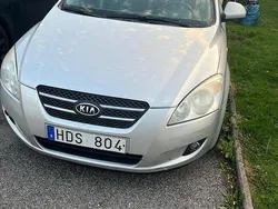 Silver Begagnad 2008 Kia Ceed 4 Halvkombi | 18 500 kr (Marknadspris)