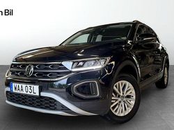 Svart (deep black pearl) Begagnad 2022 VW T-Roc Life SUV | 224 900 kr (Marknadspris)