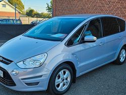 Grå (gråmetallic) Begagnad 2011 Ford S-MAX Trend Minibuss | 79 900 kr (Dyr)