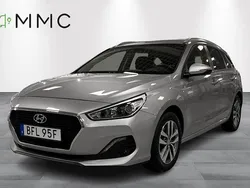 Vit Begagnad 2020 Hyundai i30 Trend Kombi | 189 000 kr (Marknadspris)