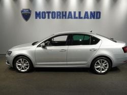 Silver Begagnad 2018 Skoda Octavia Style Halvkombi | 139 900 kr (Marknadspris)