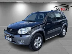 Svart Begagnad 2005 Toyota RAV4 SUV | 49 900 kr (Marknadspris)