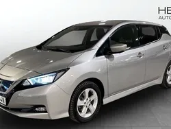 Silver Begagnad 2021 Nissan Leaf N-Connecta Halvkombi | 174 900 kr (Marknadspris)