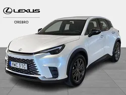 Vit Begagnad 2024 Lexus LBX SUV | 379 900 kr (Marknadspris)