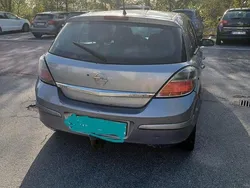 Grå Begagnad 2008 Opel Astra Halvkombi | 19 900 kr (Marknadspris)