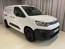 Vit Begagnad 2024 Citroën e-Berlingo Minibuss | 359 900 kr (Marknadspris)