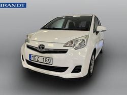 Vit Begagnad 2011 Toyota Verso-S Minibuss | 104 900 kr (Superpris)
