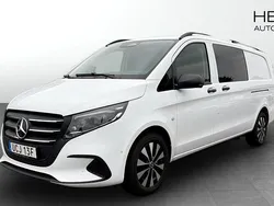 Svart Begagnad 2025 Mercedes Vito Minibuss | 579 900 kr