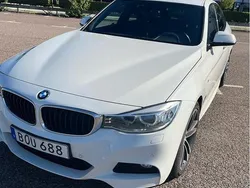 Vit Begagnad 2014 BMW 320 Gran Turismo M Sport Halvkombi | 159 000 kr (Lite dyr)