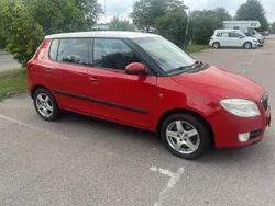 Röd Begagnad 2008 Skoda Fabia Sport Halvkombi | 29 000 kr (Lite dyr)