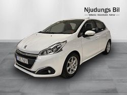 Vit Begagnad 2018 Peugeot 208 Halvkombi | 79 900 kr (Bra pris)