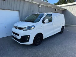 Vit Begagnad 2017 Citroën Jumpy Minibuss | 76 900 kr (Superpris)