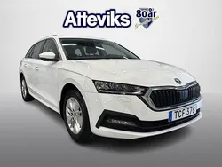 Vit Begagnad 2022 Skoda Octavia Kombi | 259 000 kr (Marknadspris)