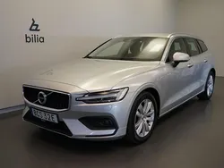 Silver Begagnad 2021 Volvo V60 Momentum Kombi | 299 500 kr (Bra pris)