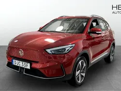 Röd (red) Begagnad 2021 MG ZS Luxury Sedan | 244 900 kr (Bra pris)