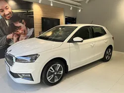 Vit Begagnad 2022 Skoda Fabia Style Halvkombi | 199 000 kr (Bra pris)