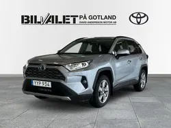 Silver Begagnad 2018 Toyota RAV4 Hybrid SUV | 299 000 kr (Marknadspris)