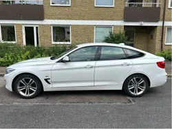 Vit Begagnad 2018 BMW 320 Gran Turismo Sport Line Halvkombi | 199 000 kr (Marknadspris)