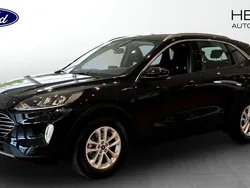 Svart (black) Begagnad 2022 Ford Kuga Titanium SUV | 259 900 kr (Marknadspris)