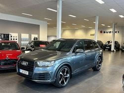 Mörkgrå Begagnad 2016 Audi Q7 S-Line SUV | 299 900 kr (Marknadspris)