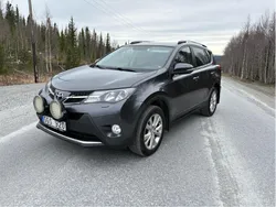 Grå Begagnad 2013 Toyota RAV4 Active SUV | 105 900 kr (Marknadspris)