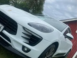 Vit Begagnad 2018 Porsche Macan SUV | 479 000 kr (Lite dyr)