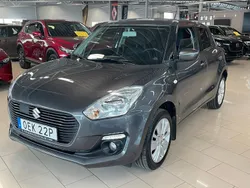 Grå (gråmetallic) Begagnad 2020 Suzuki Swift Halvkombi | 129 000 kr (Marknadspris)